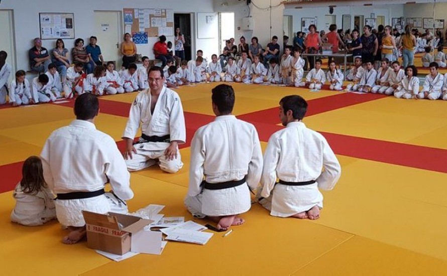 Stage de judo pendant les vacances